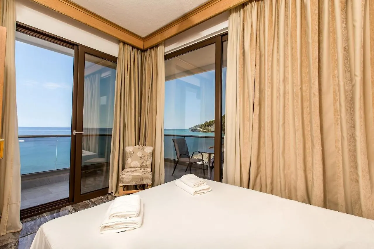 Halkidiki Greek Pride Seafront Hotel Skála Foúrkas